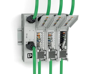 Industrielles Patchpanel.jpg